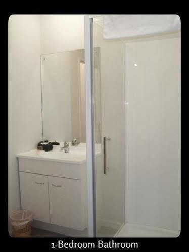 Okura Bush Browns Bay Olive Tree Motel & Apartment المظهر الخارجي الصورة